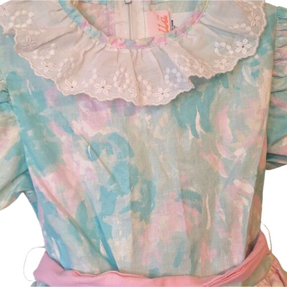 Vintage Isabella Pastel Tiered Skirt Ruffle Dress - Picture 6 of 7